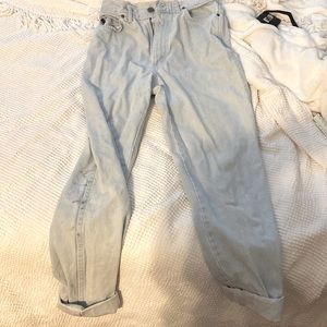 Vintage Light Wash Mom Jeans
